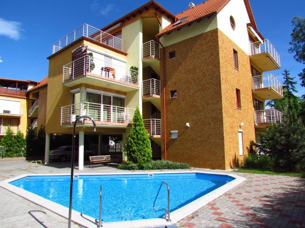 Siofoki Beach Apartman מראה חיצוני תמונה