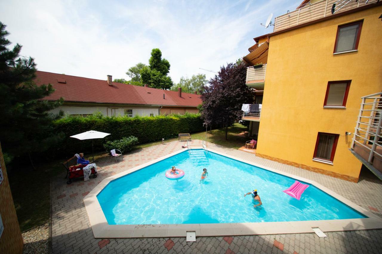 Siofoki Beach Apartman מראה חיצוני תמונה